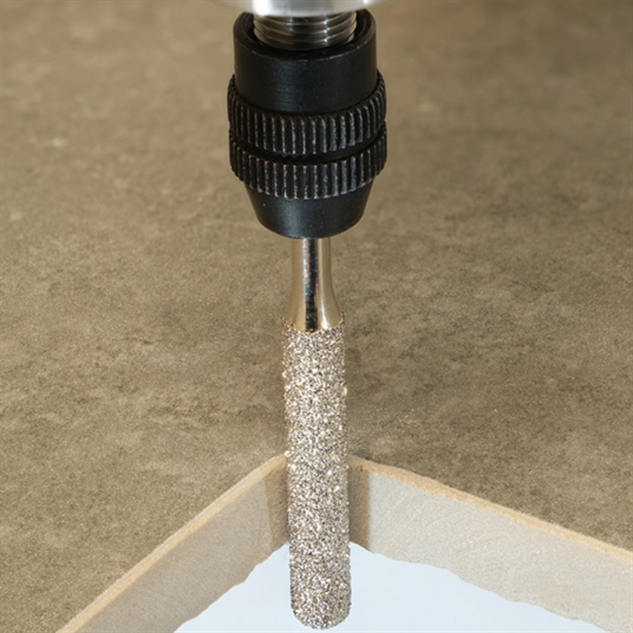 Diamantbelagt fræserstift i brug